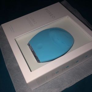 Foreo Luna 2 Facial Cleansing Massaging Brush